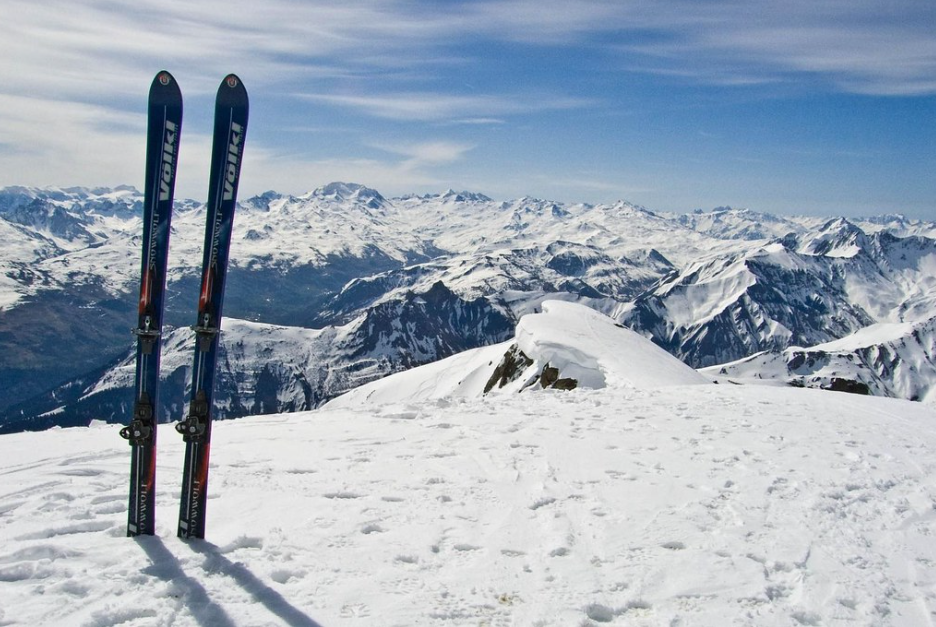 Acheter ses skis au meilleur prix : nos conseils pour faire des économies achater ses skis au meilleur prix, économies