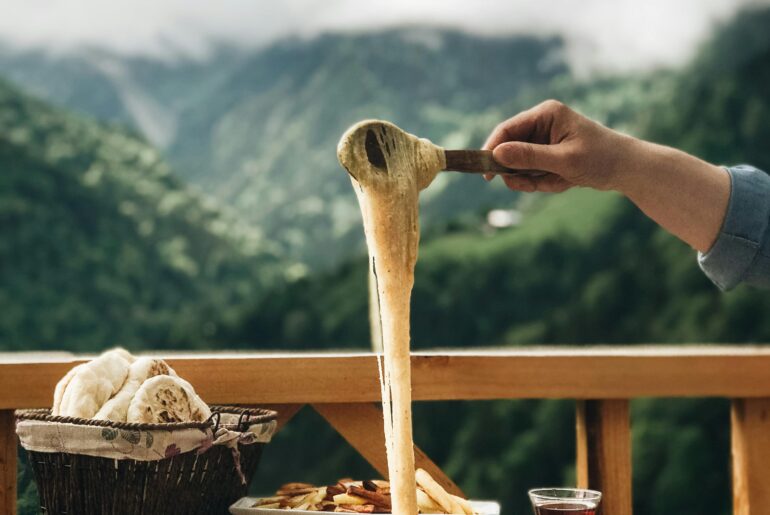 Les spécialités savoyardes cuisine, la vrai recette de la fondue savoyarde